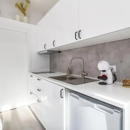 De Luxo No - T0 * ポルト