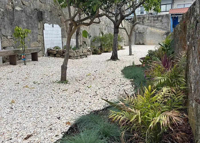 De Luxo No - T0 * Oporto