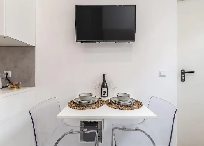 De Luxo No - T0 Oporto